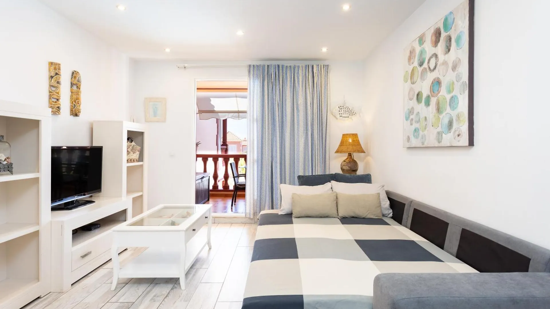 Two Modern And Bright Apartments Near El Duque Beach Costa Adeje  Spanyolország