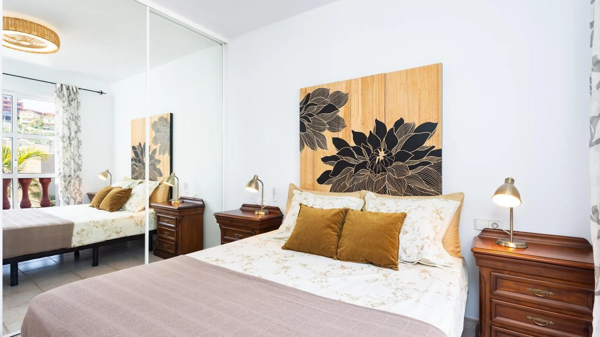 Two Modern And Bright Apartments Near El Duque Beach Costa Adeje  Costa Adeje (Tenerife)