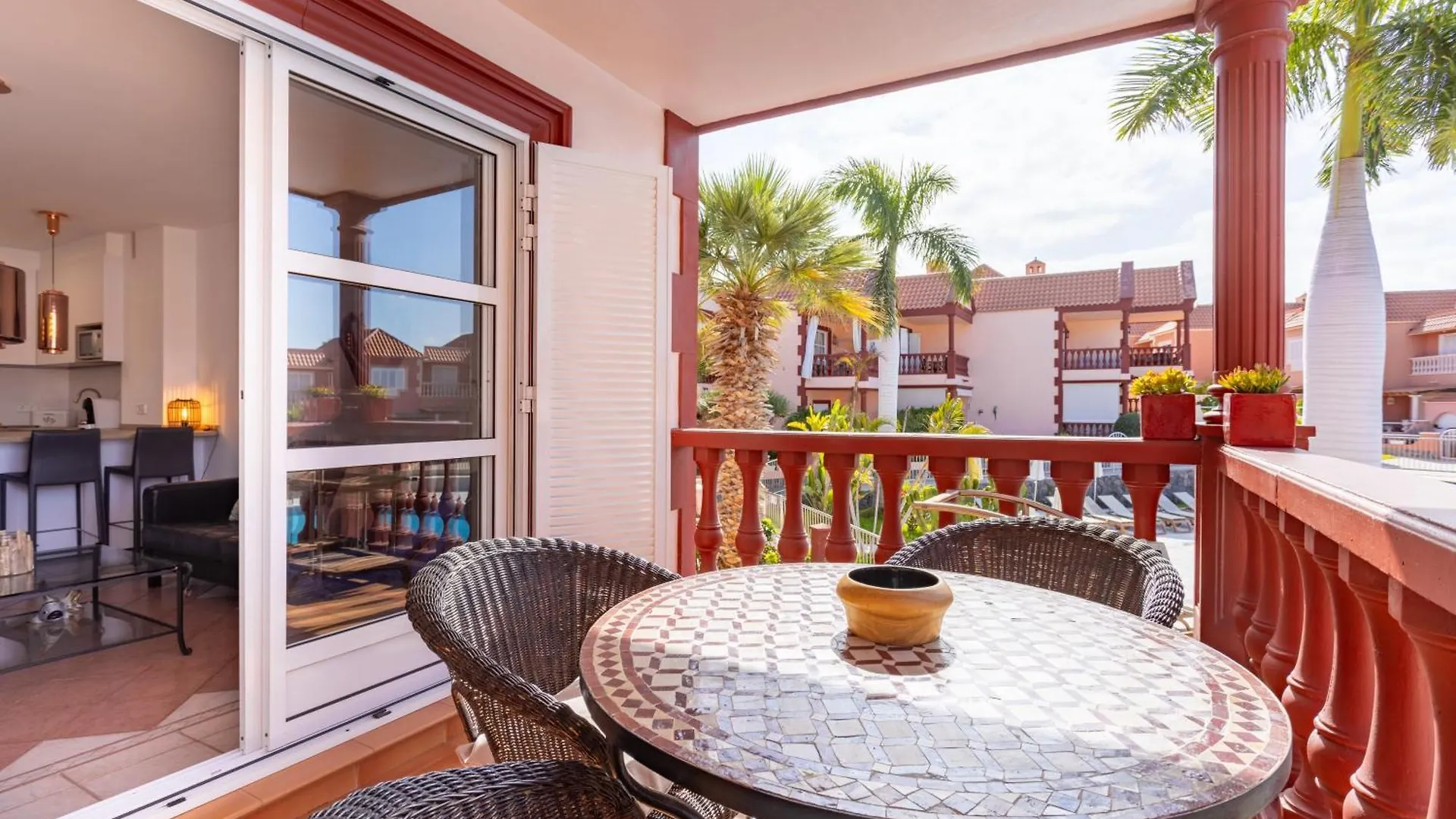 Two Modern And Bright Apartments Near El Duque Beach Costa Adeje